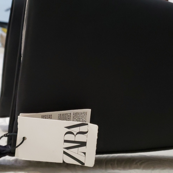 RARE ZARA Lug Sole Low Heel Black Rubberized Bloggers Favorite Size 7.5 - Picture 6 of 10